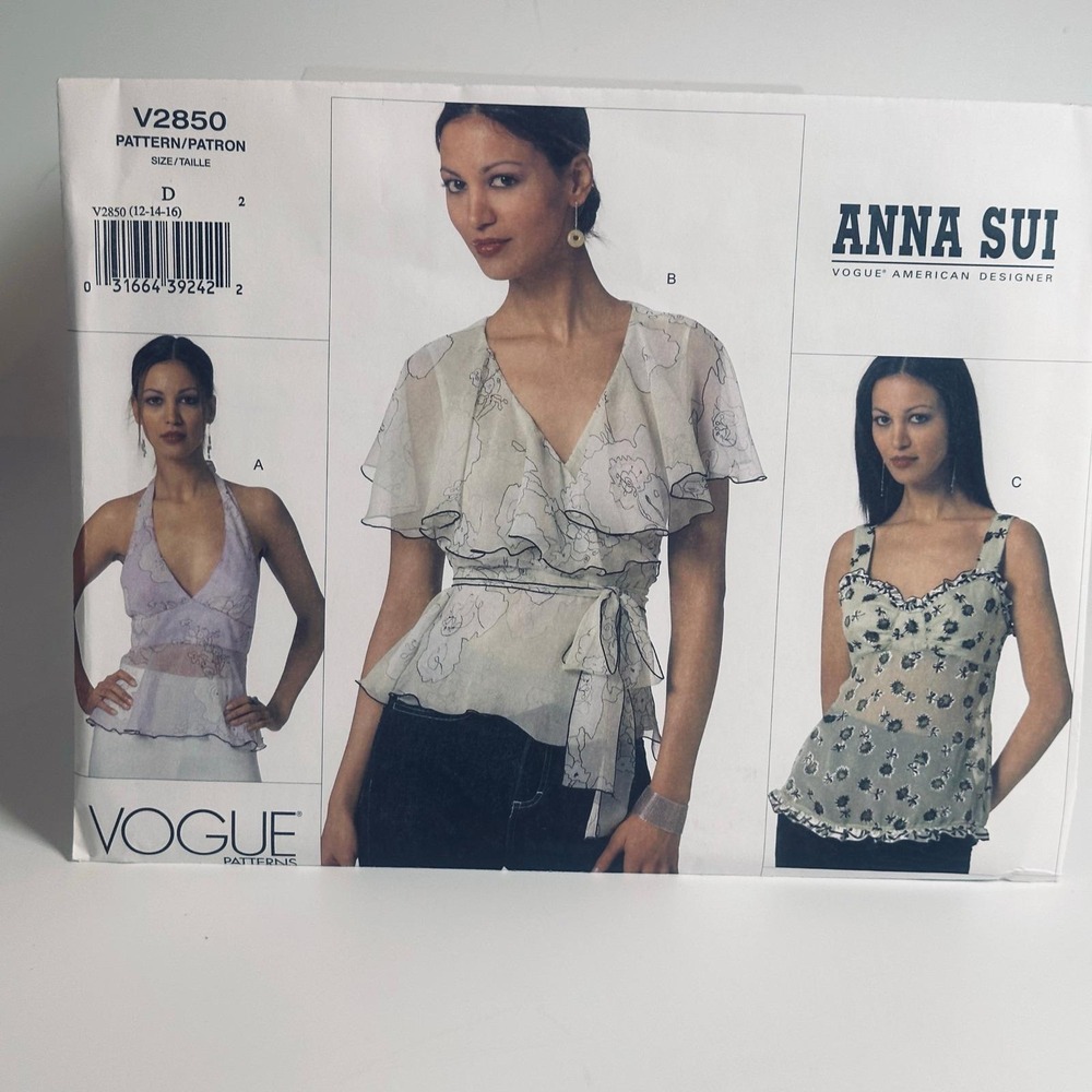 Vogue V2850 Anna Sui Sewing Pattern Misses Top 12-14-16 Uncut Factory Folded